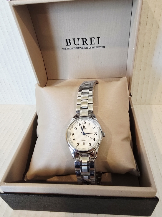 REI Accessories - NWT BUREI Silver Stainless Steel Link Bracelet Watch